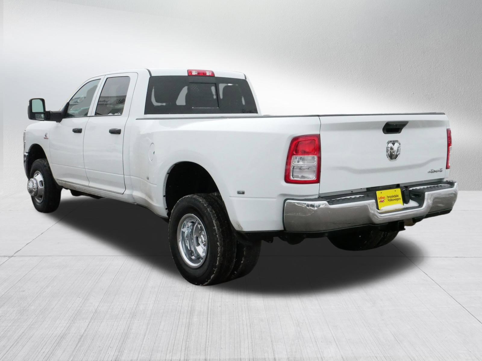Used 2024 RAM 3500 Tradesman w/ Chrome Appearance Group image 5