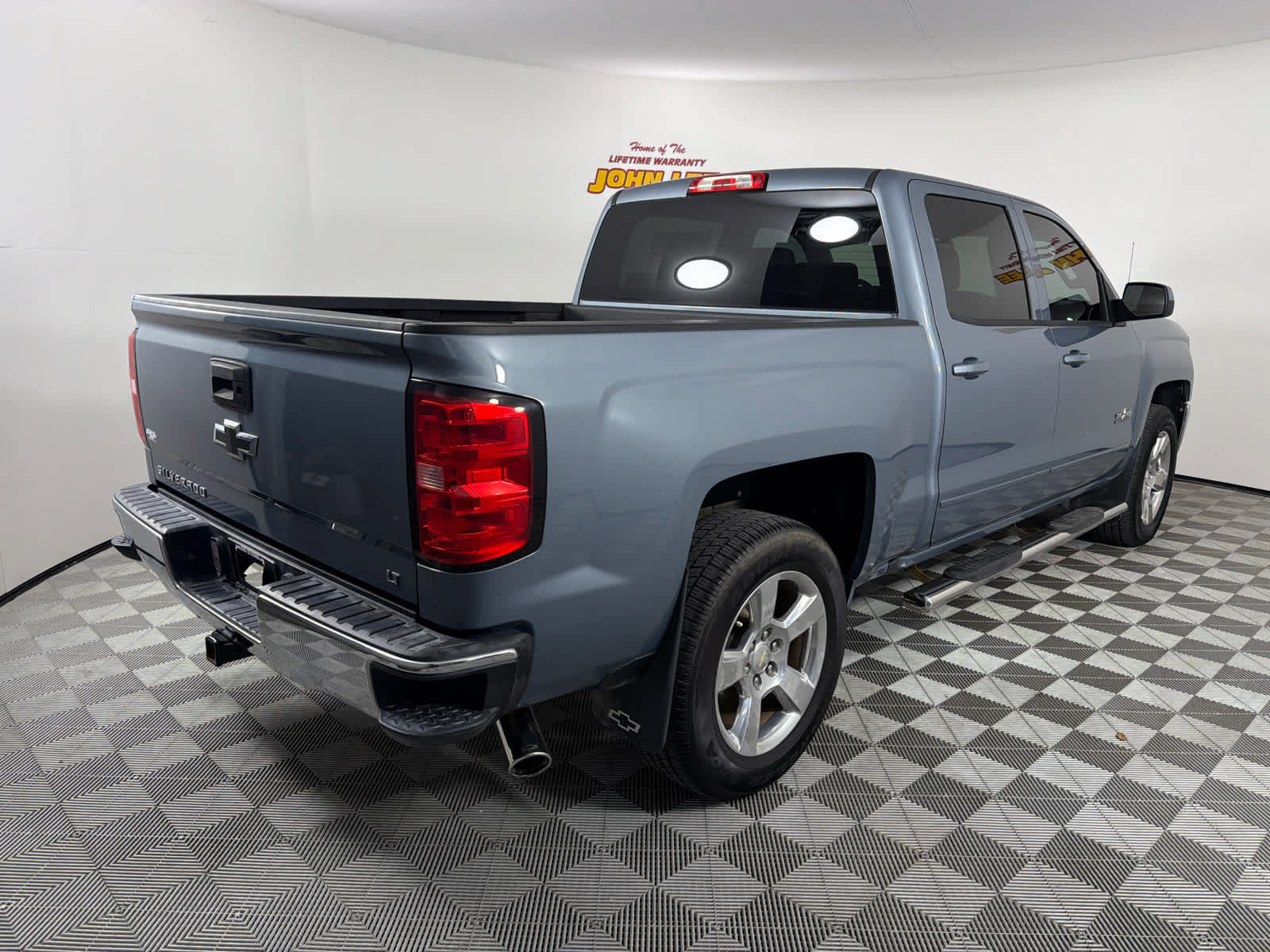 Used 2016 Chevrolet Silverado 1500 LT w/ Texas Edition RWD image 6