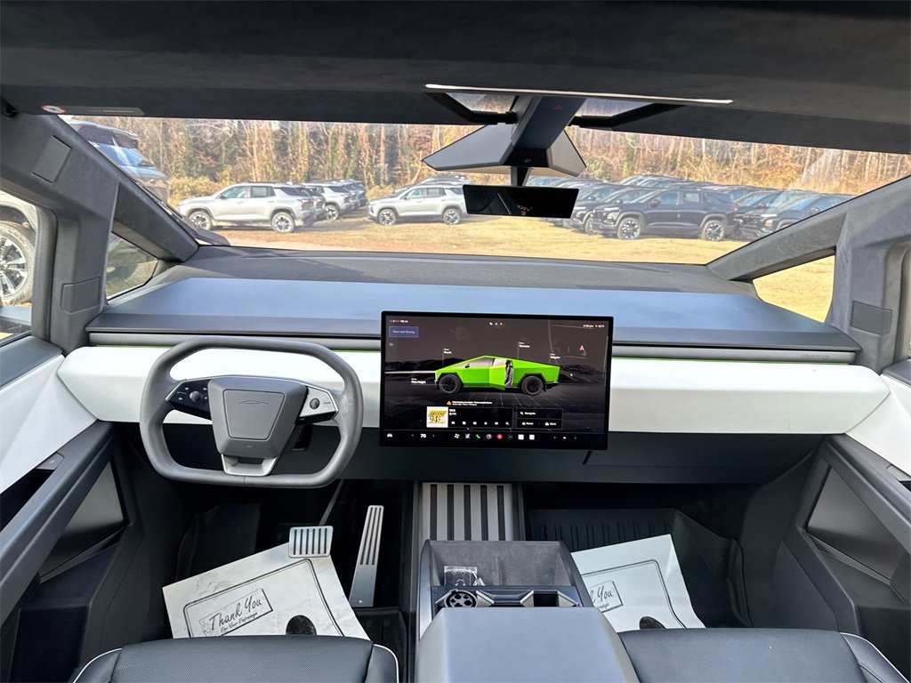 Used 2024 Tesla Cybertruck AWD Crew Cab image 29
