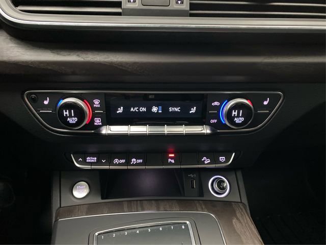 Used 2018 Audi Q5 2.0T Premium Plus w/ Premium Plus Package image 32