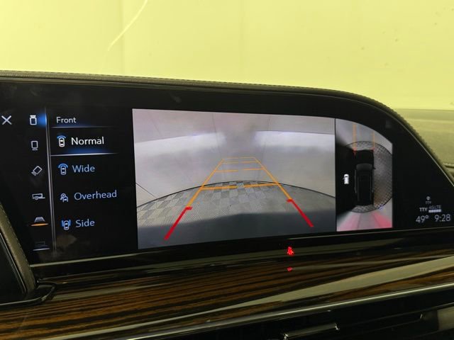 Used 2024 Cadillac Escalade ESV Premium Luxury w/ Performance Package image 15