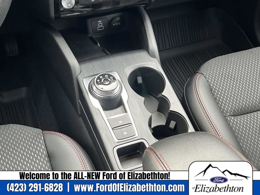 New 2026 Ford Escape ST-Line Elite w/ Class II Trailer Tow Package image 14