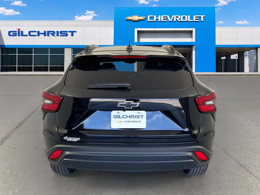 New 2026 Chevrolet Trax LT w/ Midnight Edition FWD image 7