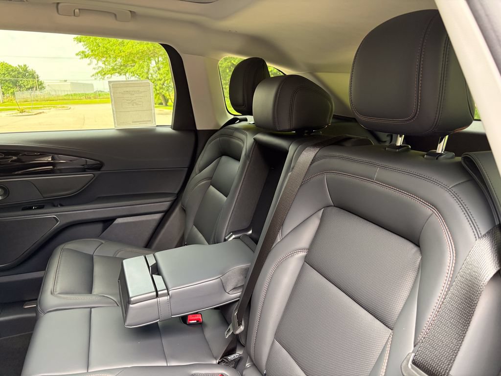 New 2026 Lincoln Nautilus Premier w/ Equipment Group 102A AWD/4WD image 16