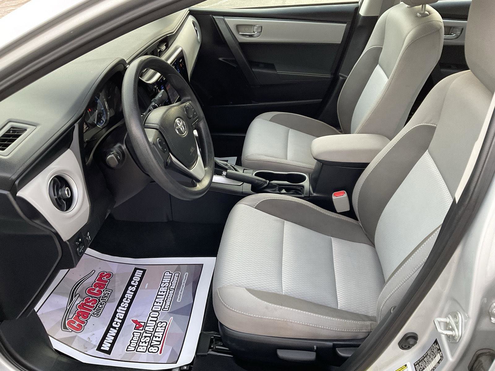 Used 2017 Toyota Corolla LE w/ Carpet Mat Package (TMS) image 10