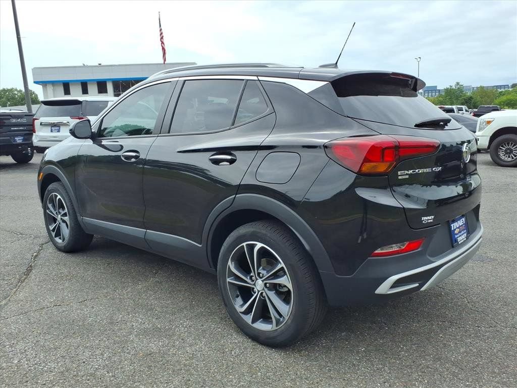 Used 2023 Buick Encore GX Select AWD/4WD image 5