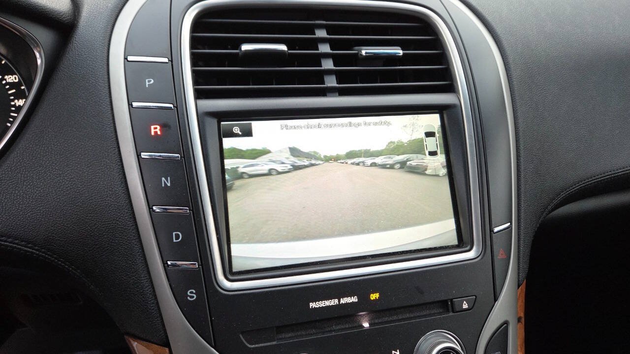 Used 2016 Lincoln MKX Select w/ Select Plus Package AWD/4WD image 47