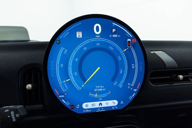 Certified 2025 MINI Cooper 2-Door Hardtop image 17