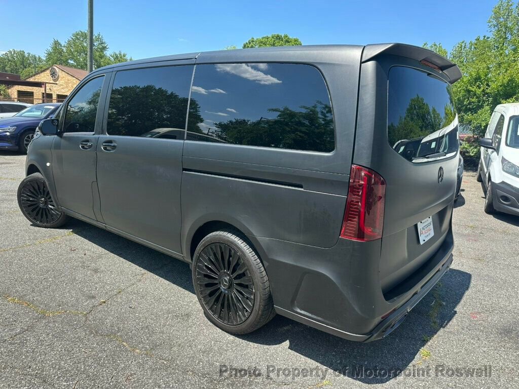 Used 2016 Mercedes-Benz Metris Passenger image 4