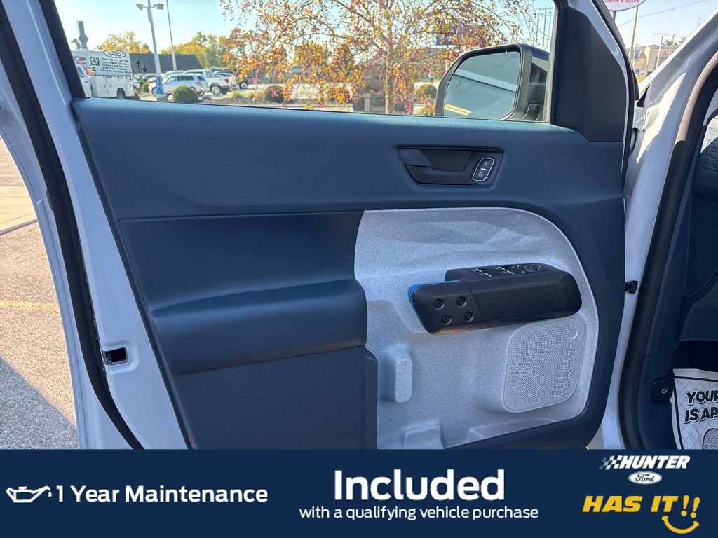 New 2025 Ford Maverick XLT image 9