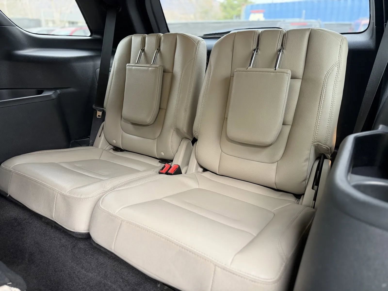 Used 2018 Ford Explorer XLT w/ Equipment Group 202A image 17