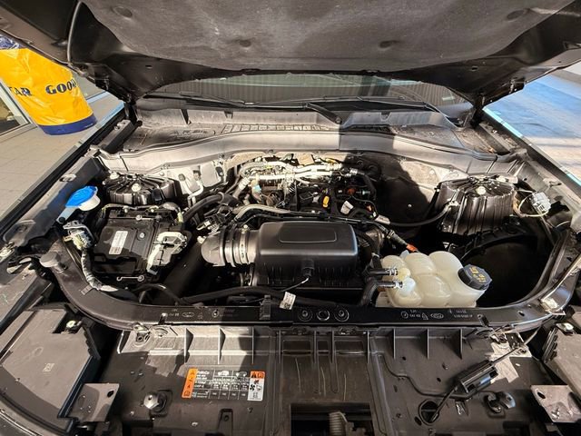 Used 2021 Ford Explorer XLT image 47