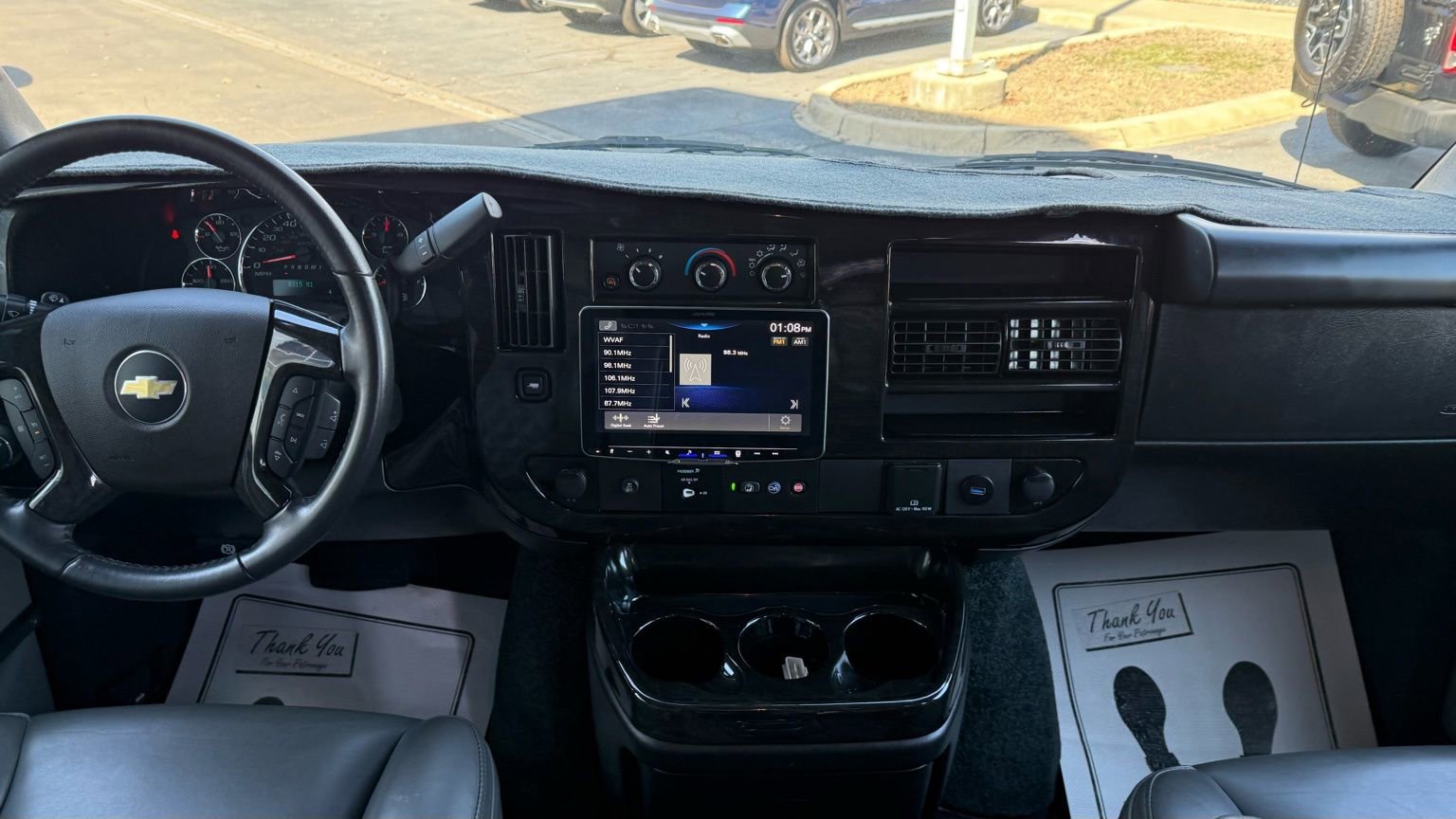 Used 2023 Chevrolet Express 2500 image 20