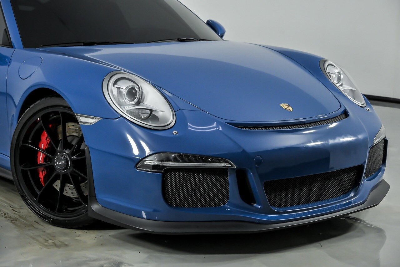 Used 2015 Porsche 911 GT3 RWD image 3