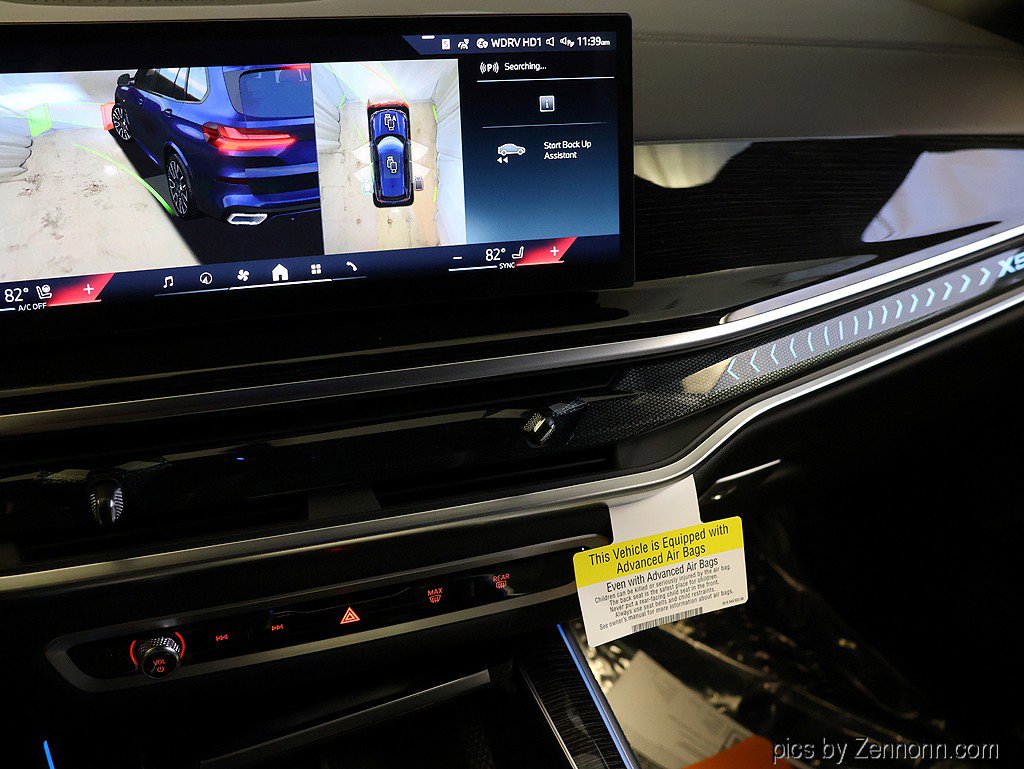 New 2026 BMW X5 xDrive50e w/ M Sport Package AWD/4WD image 24