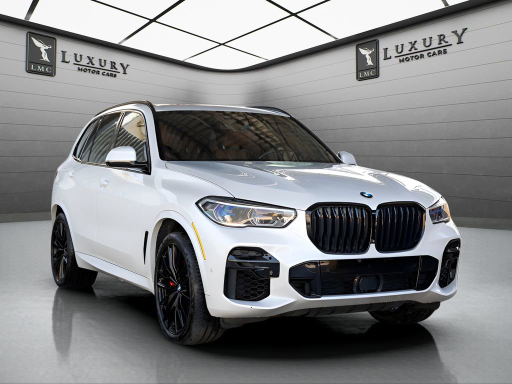 Used 2022 BMW X5 M50i w/ Executive Package AWD/4WD image 1