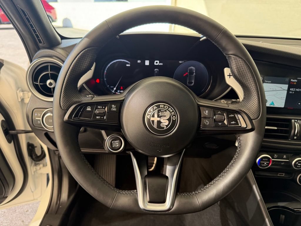New 2025 Alfa Romeo Giulia RWD image 34