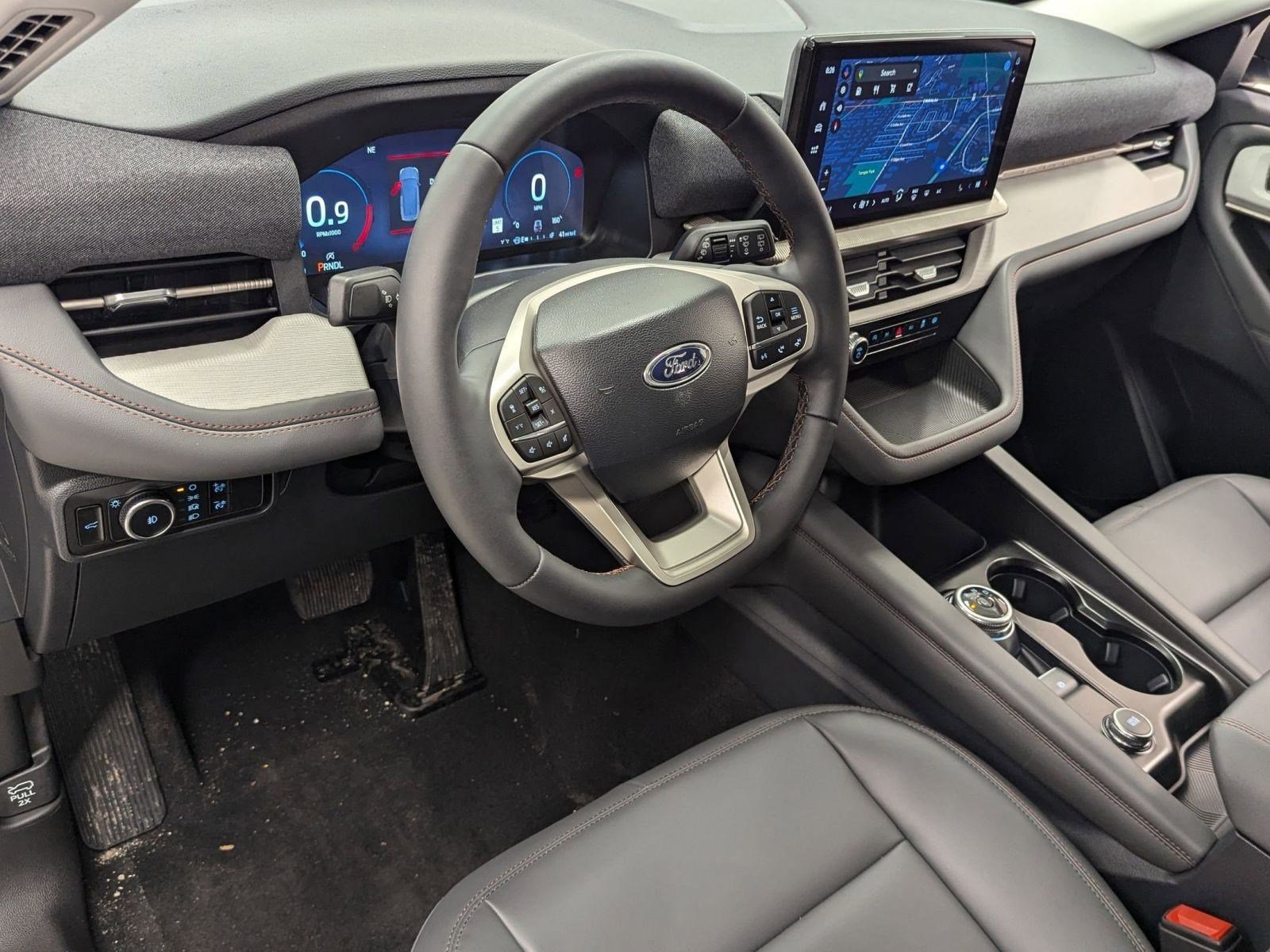 New 2026 Ford Explorer Active w/ Active Comfort Package image 3