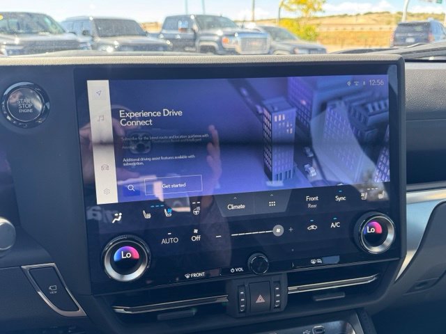 Used 2025 Lexus GX 550 w/ Accessory Package (2T) AWD/4WD image 34
