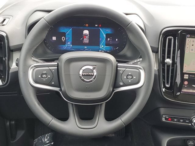 New 2026 Volvo XC40 B5 Plus w/ Protection Package Premier AWD/4WD image 24