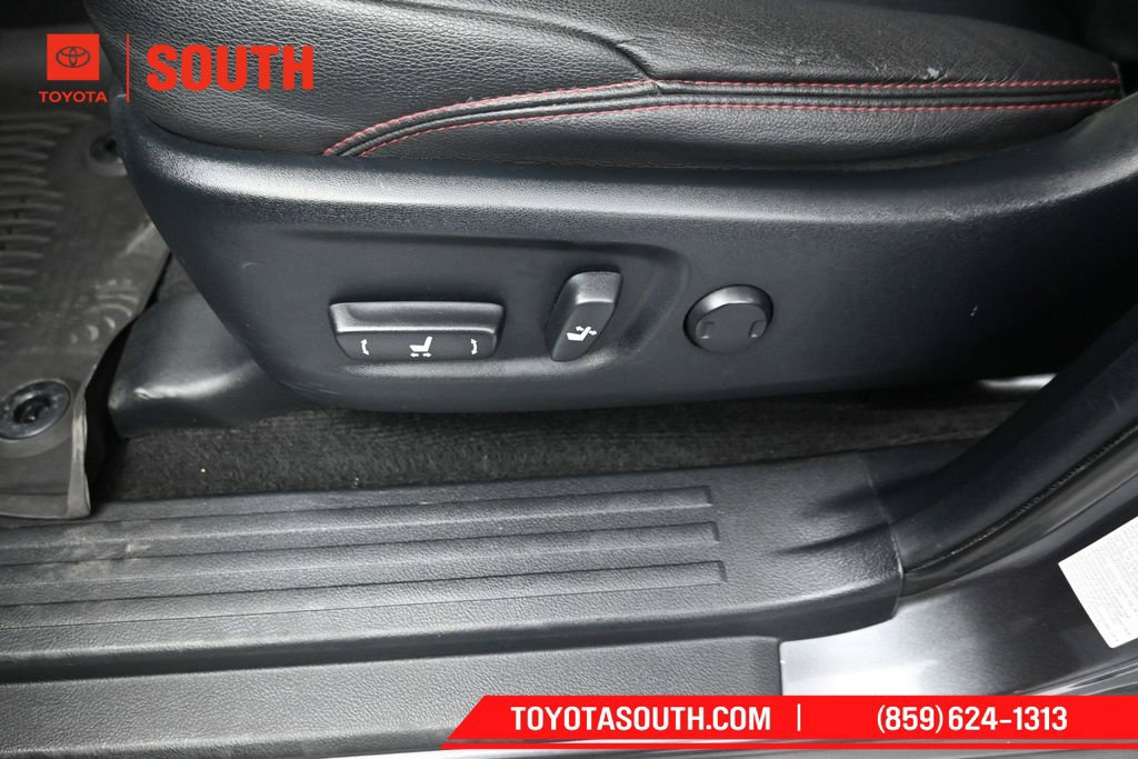Used 2019 Toyota 4Runner TRD Off-Road Premium AWD/4WD image 23