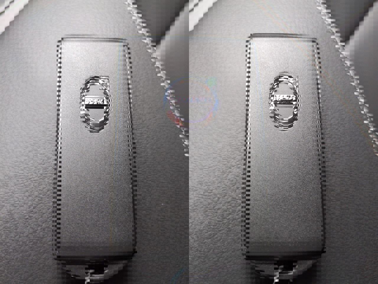 New 2025 Volvo XC40 B5 Core w/ Protection Package Premier image 28