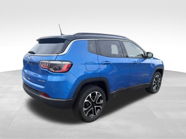Used 2023 Jeep Compass Limited AWD/4WD image 15