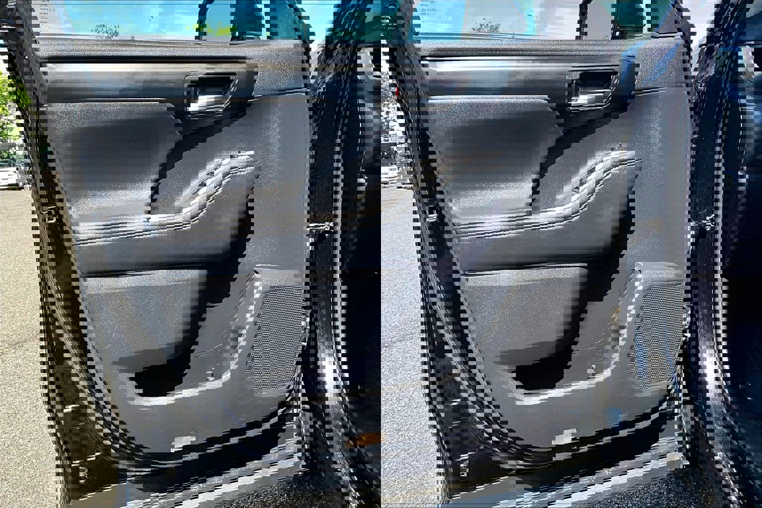 Used 2021 Toyota Highlander XLE image 22