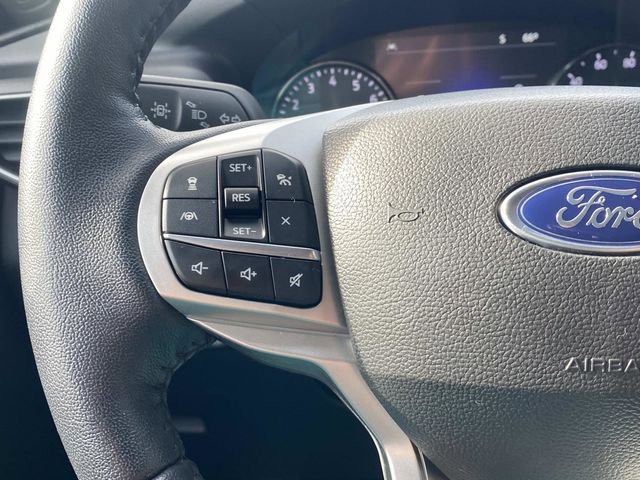 Used 2023 Ford Explorer Limited AWD/4WD image 33