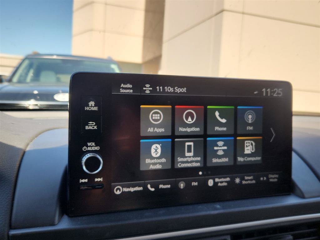 Used 2024 Honda Pilot Touring image 27