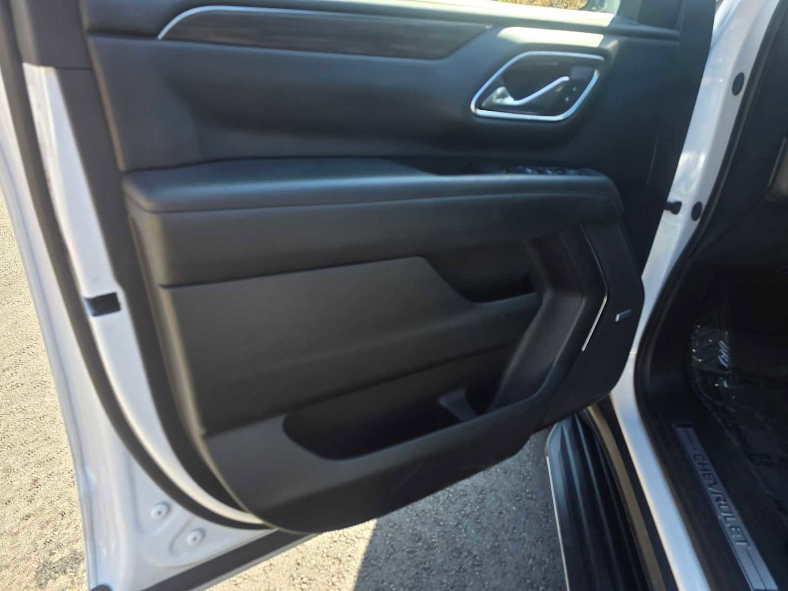 Used 2024 Chevrolet Tahoe LT image 23