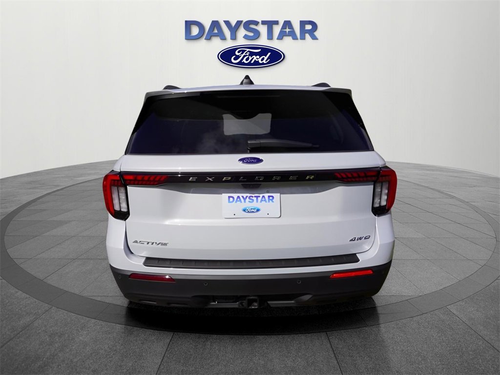 New 2026 Ford Explorer Active image 5