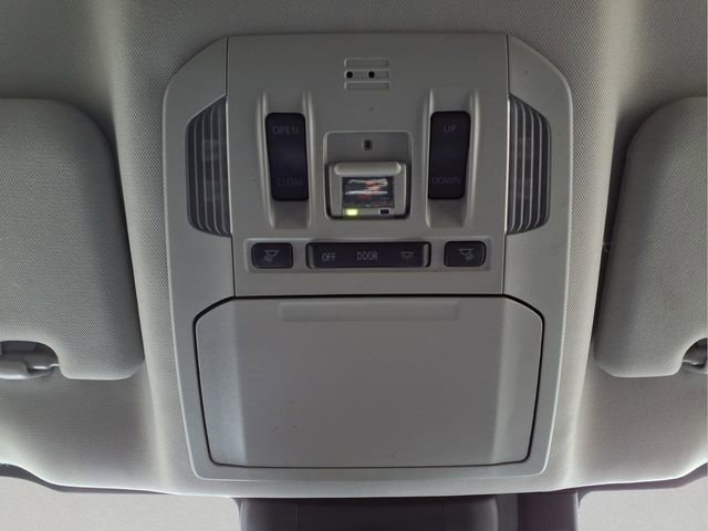 Used 2021 Toyota Highlander XLE image 20