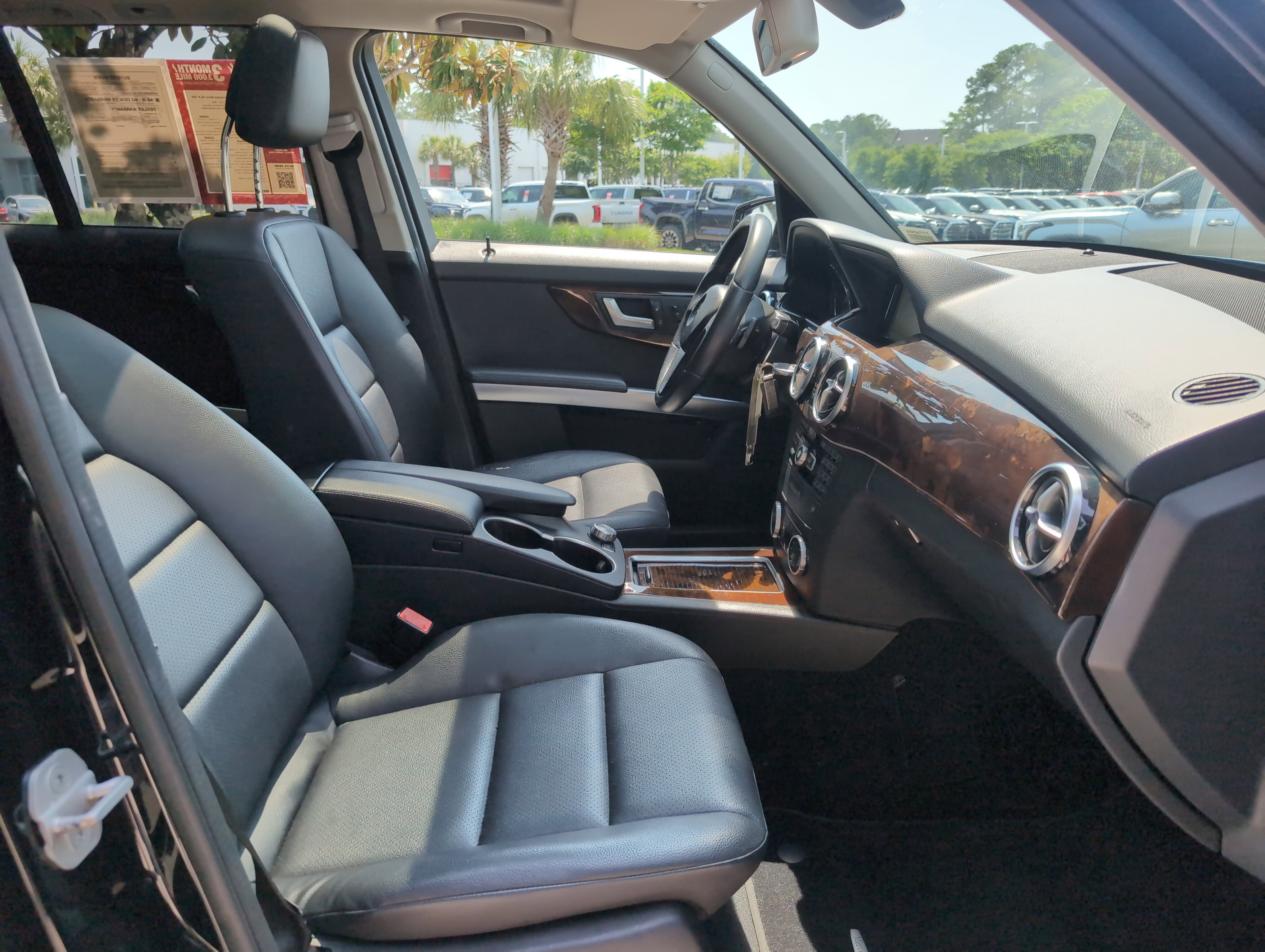 Used 2015 Mercedes-Benz GLK 350 4MATIC image 32
