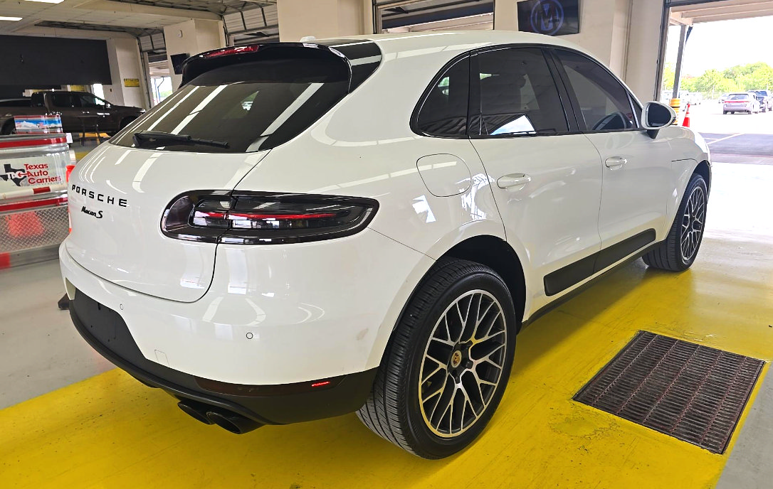 Used 2017 Porsche Macan S AWD/4WD image 6