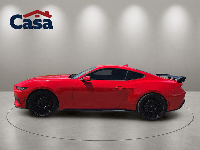 Used 2024 Ford Mustang Coupe RWD image 3