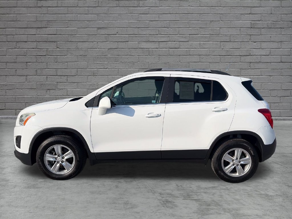 Used 2015 Chevrolet Trax LT w/ LT Plus Package AWD/4WD image 3
