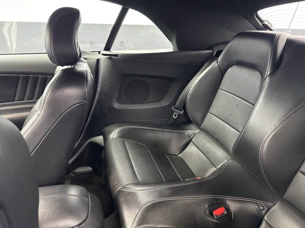 Used 2022 Ford Mustang Premium RWD image 30