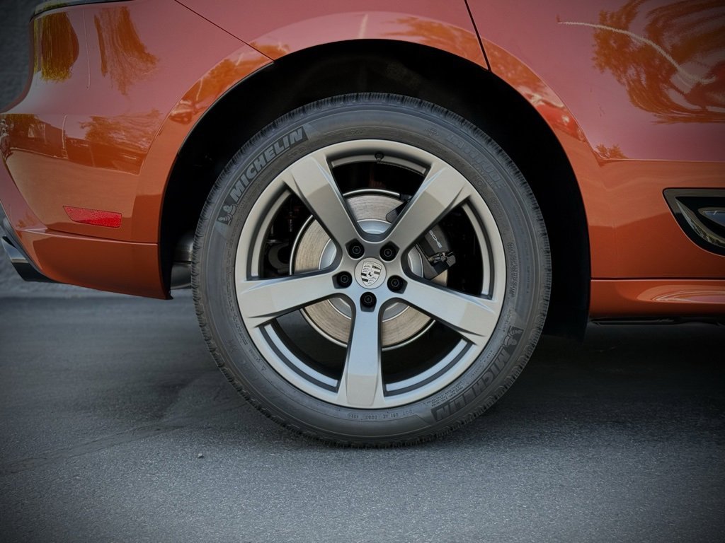 New 2025 Porsche Macan image 18