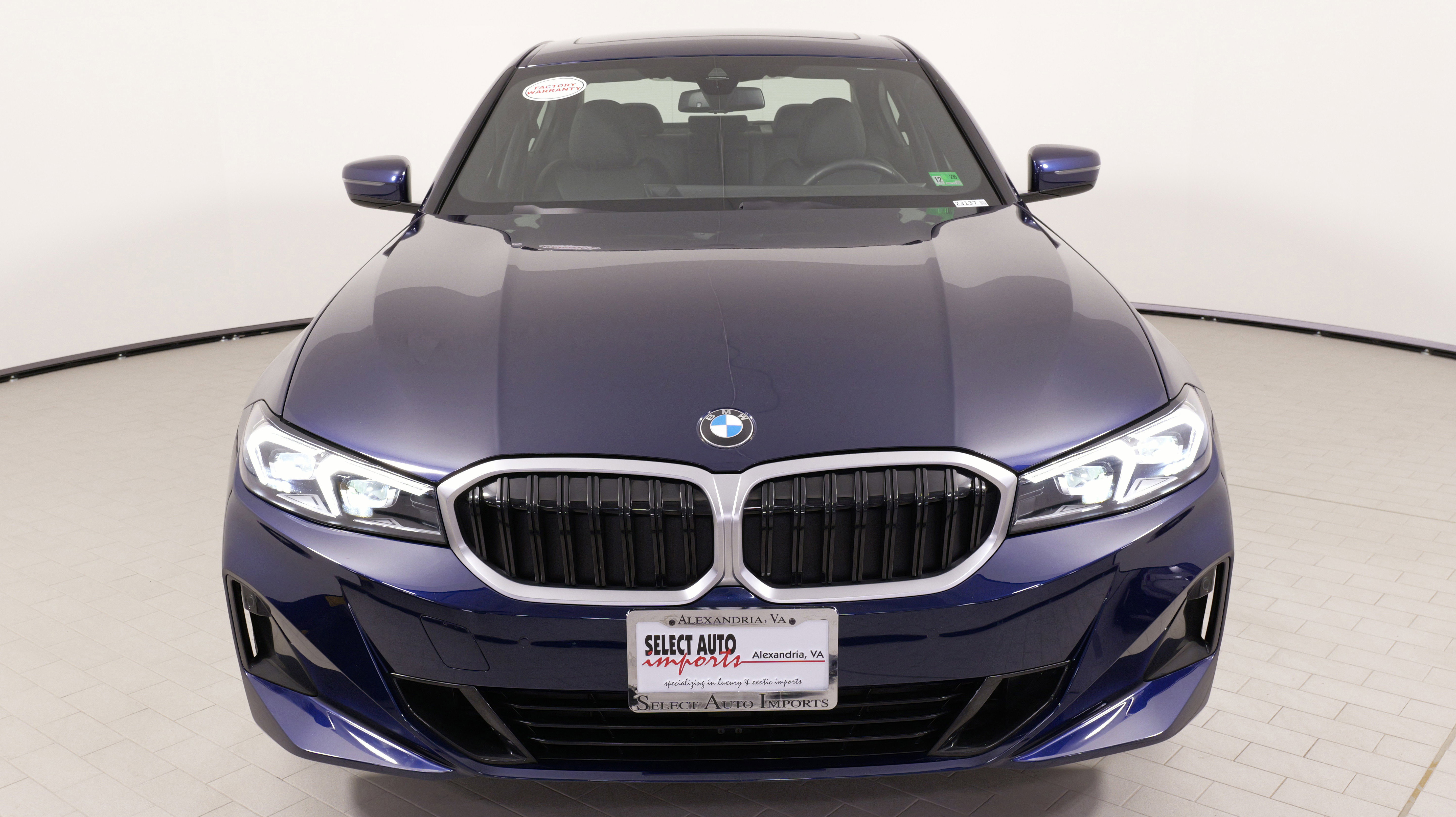 Used 2023 BMW 330i xDrive Sedan w/ Driving Assistance Package image 5