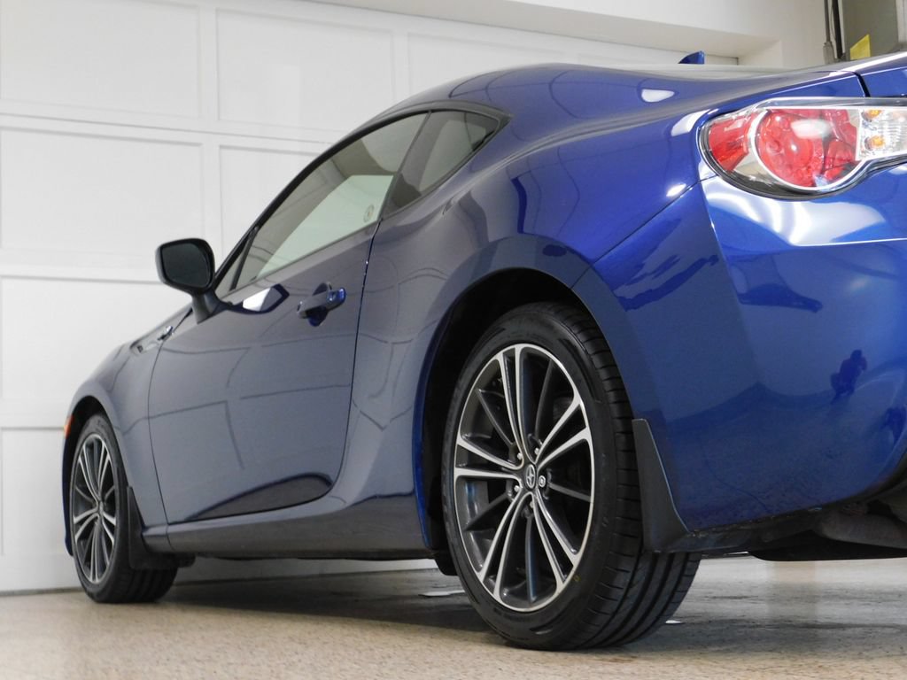 Used 2015 Scion FR-S RWD image 46