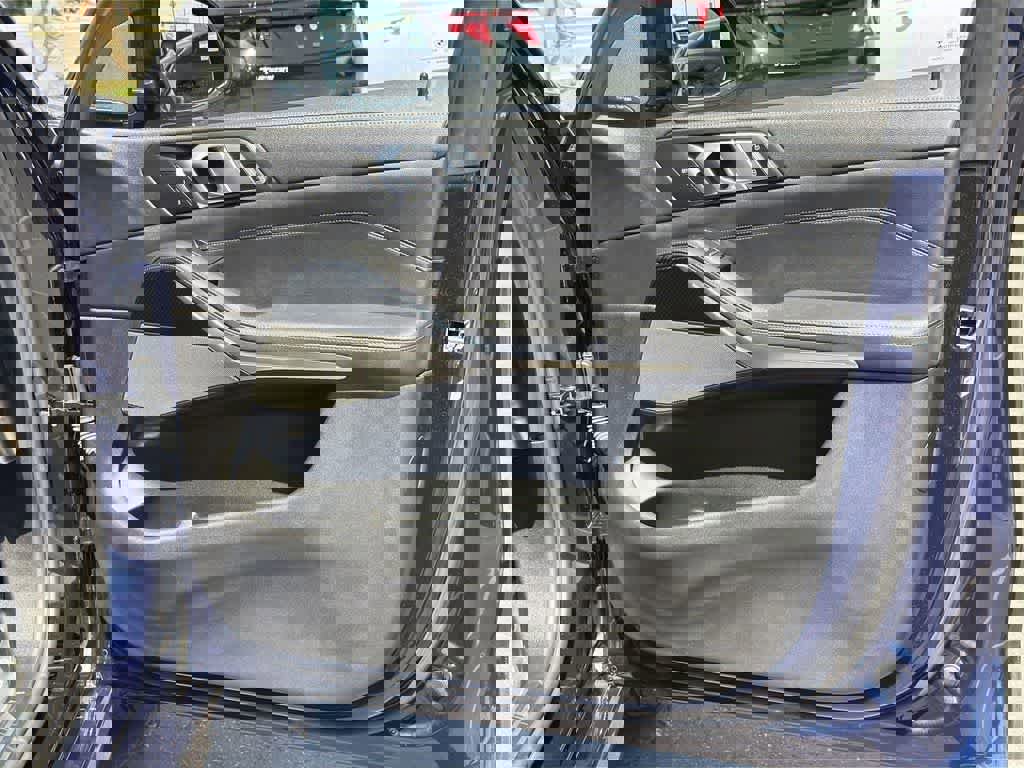 Used 2021 BMW X5 M50i w/ Executive Package image 40