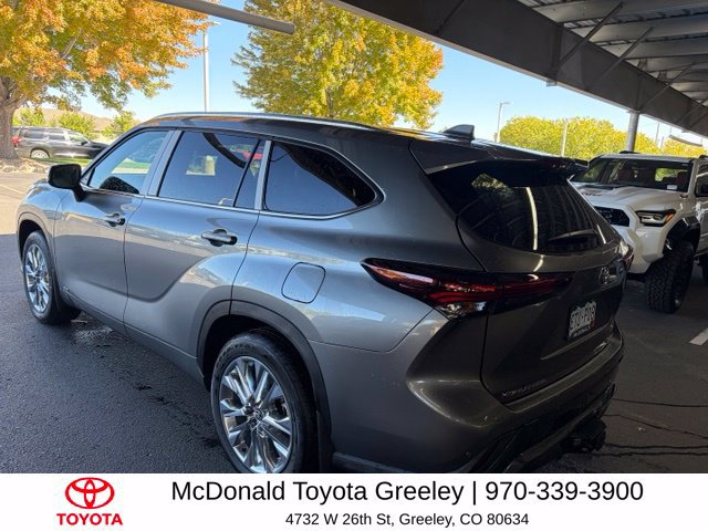 Used 2026 Toyota Highlander Limited AWD/4WD image 21