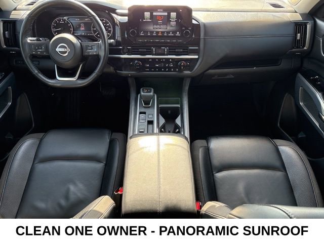 Used 2025 Nissan Pathfinder SL w/ SL Premium Package image 16