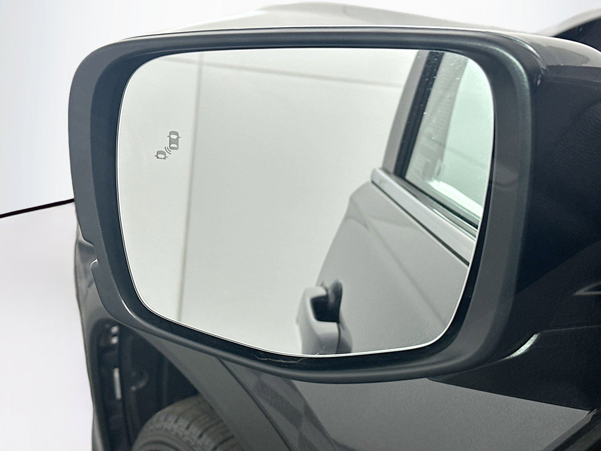 Used 2025 Honda Pilot EX-L image 16