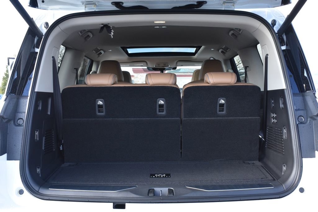 New 2026 INFINITI QX80 Luxe w/ Cargo Package image 30