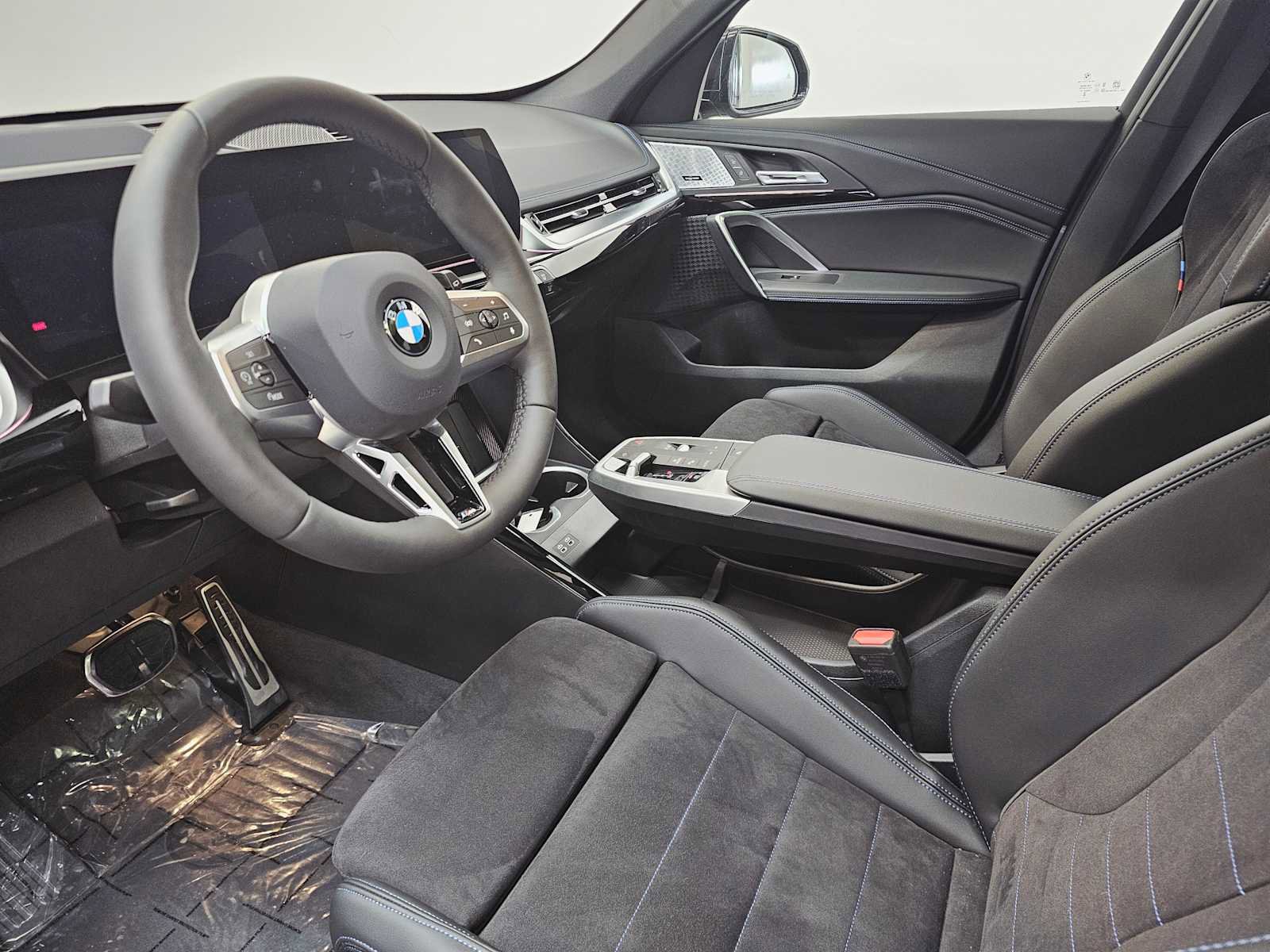 New 2025 BMW X1 xDrive28i image 2
