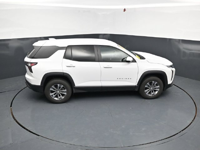 Used 2025 Chevrolet Equinox LT FWD image 56