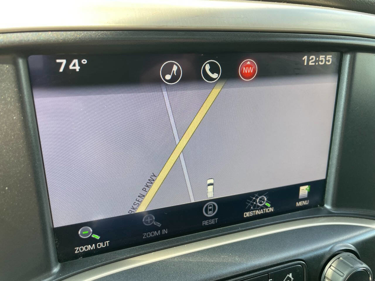 Used 2015 GMC Sierra 3500 Denali w/ Duramax Plus Package image 37