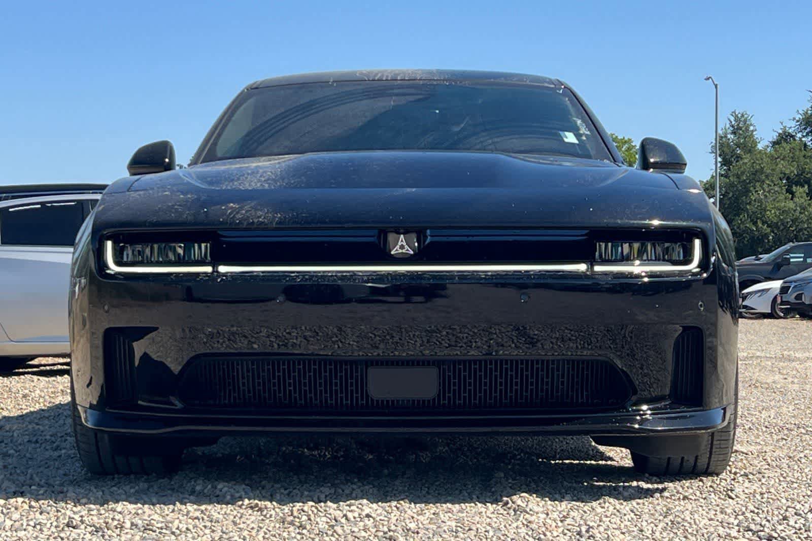 Used 2024 Dodge Charger Daytona R/T w/ Plus Group AWD/4WD image 11